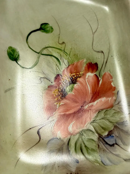 Prato De Porcelana Floral Pintado À Mão Assinado M.N