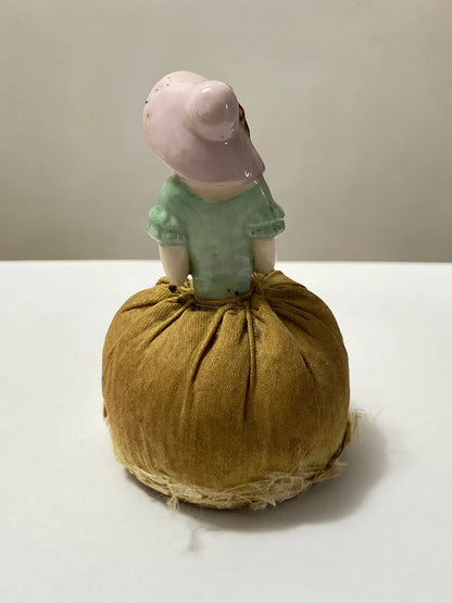Boneca Alfineteiro Antiga De Porcelana Branco
