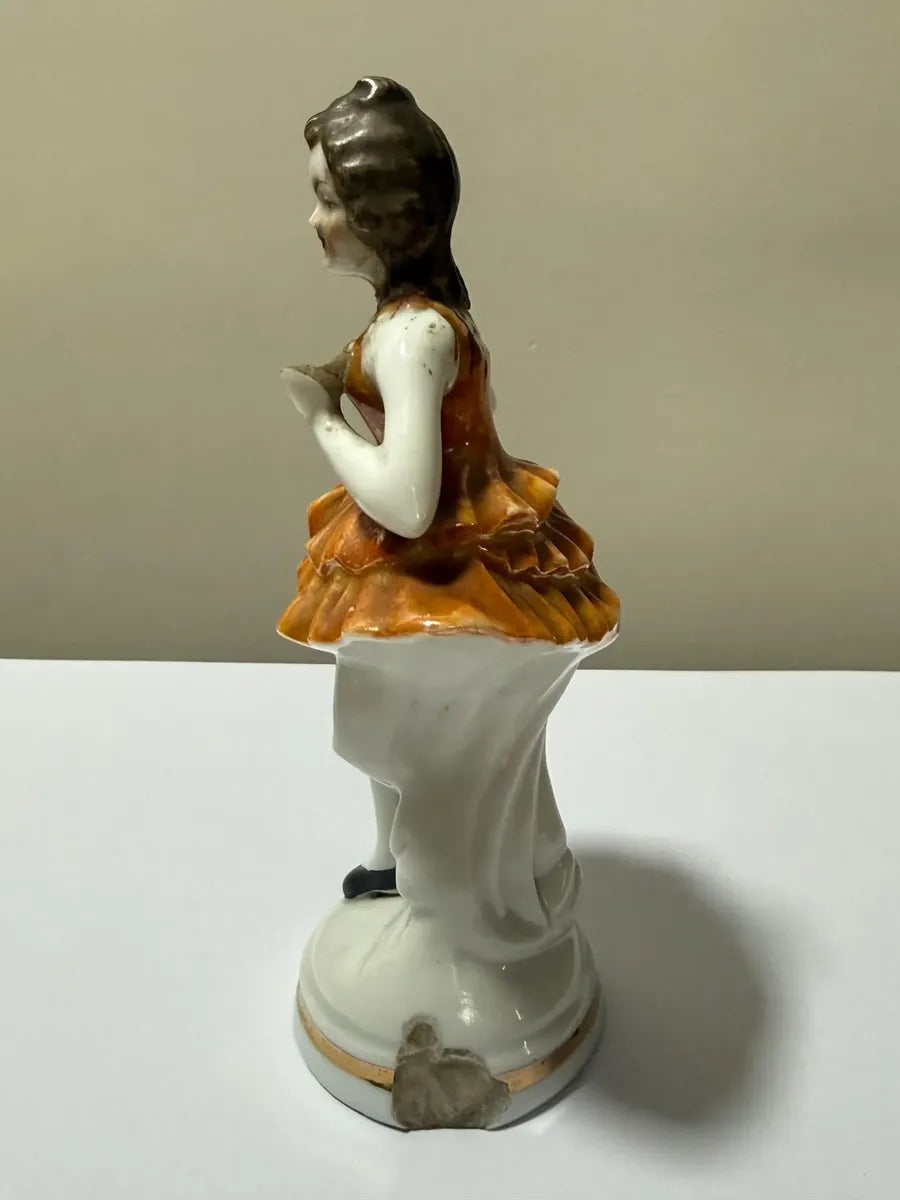 Estatueta Antiga Bailarina Porcelana Vieira De Castro