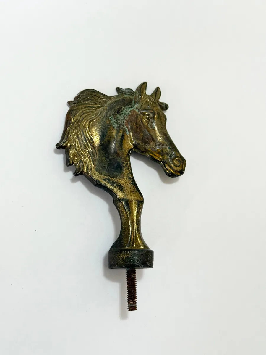 Puxador Antigo Cabeça De Cavalo Em Metal 10x6cm