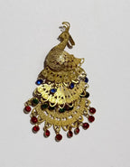 Broche Antigo Pavão Dourado Filigrana Pedras Coloridas