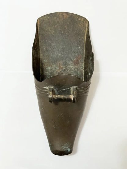 Antiga Floreira / Suporte De Parede Em Metal Formato Sapata