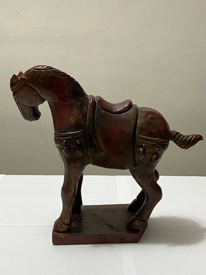 Escultura Cavalo Em Madeira Laqueada Antiga Feito À Mão