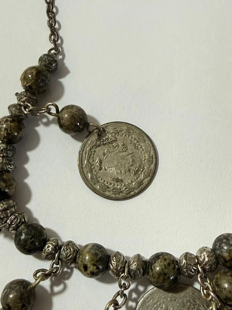 Colar Antigo Medalhas Orientais E Contas Em Pedra