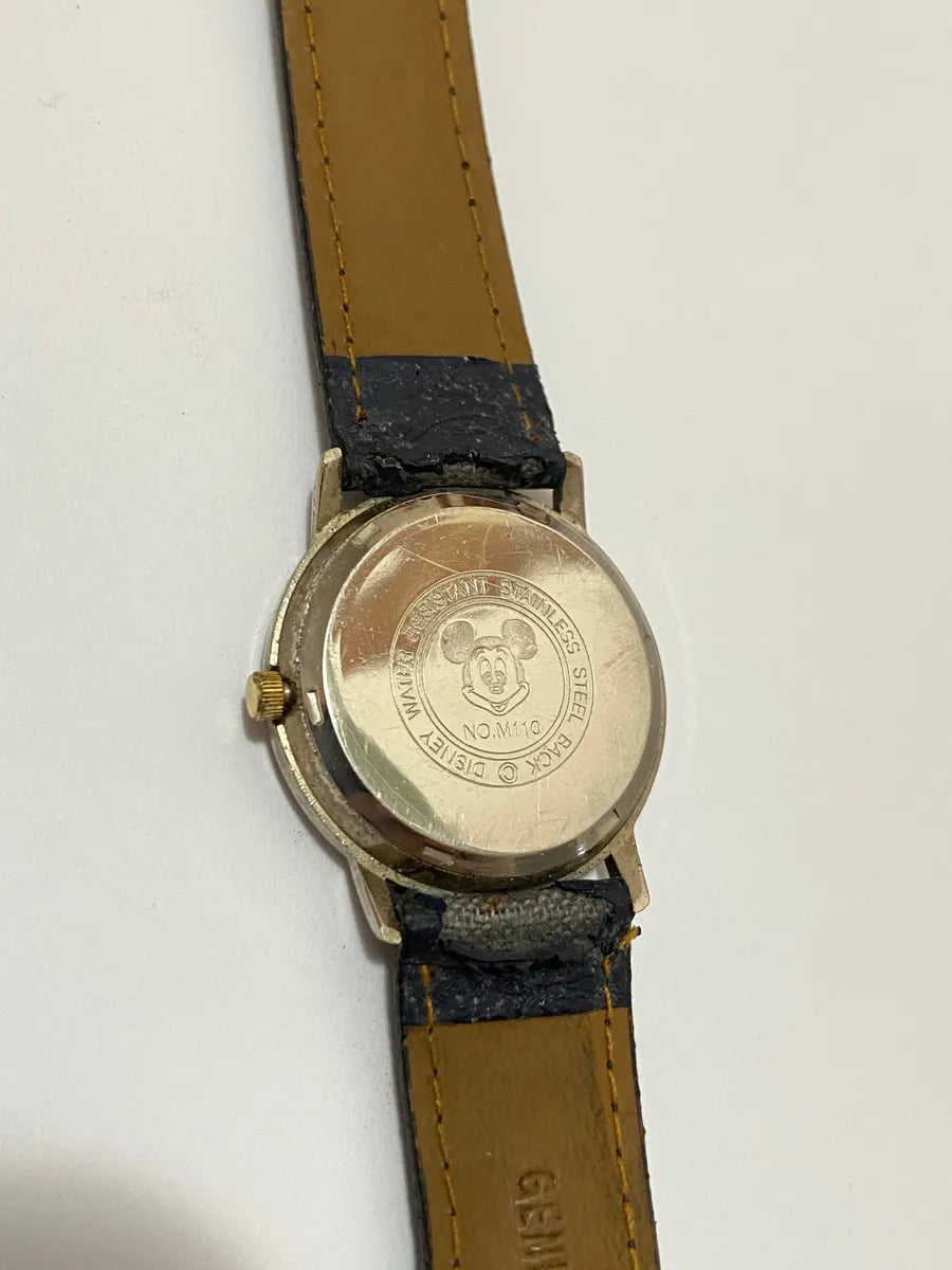 Relógio Antigo Disney Mickey Mouse No.m110 Japan Movt Water Prateado