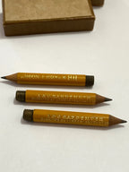 Lápis Antigos Koh-i-noor Hb L&c Hardtmuth C/ Caixa Unico