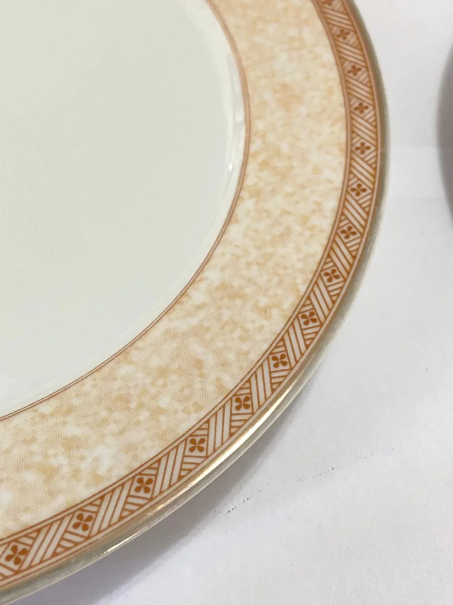 2 Pratos Antigos Germer Porcelana 21cm