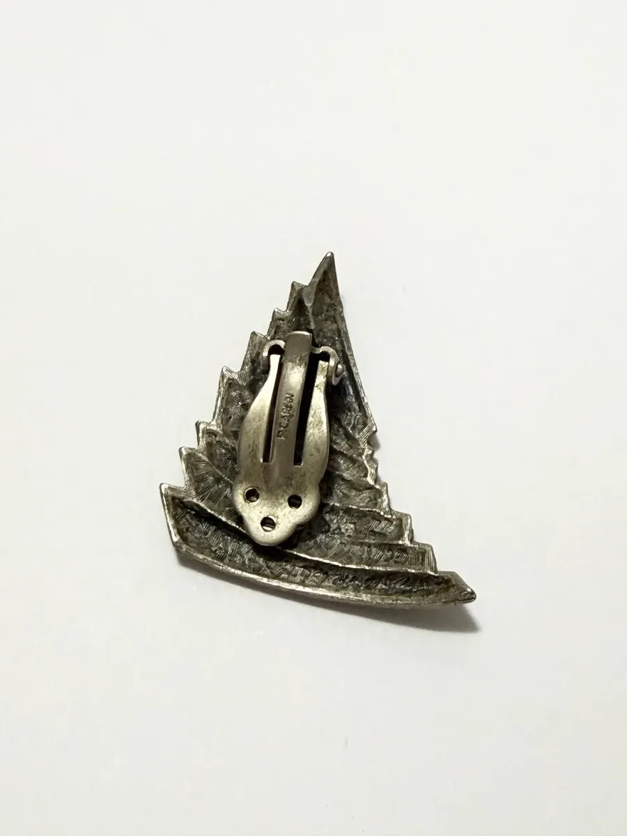 Broche Antigo Barco À Vela Náutico Assinado Pierre Cardin