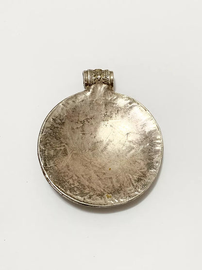 Pingente Antigo Redondo Prata 6cm Diâmetro