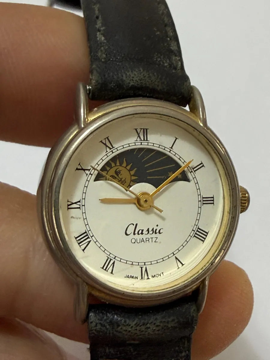 Relógio Antigo Classic Quartz Fase Do Sol Japan Movt