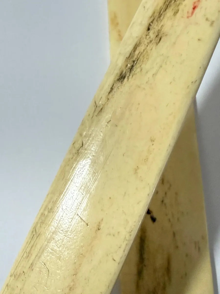 Par De Espátulas Antigas Em Osso Para Virar Cartas Baralho
