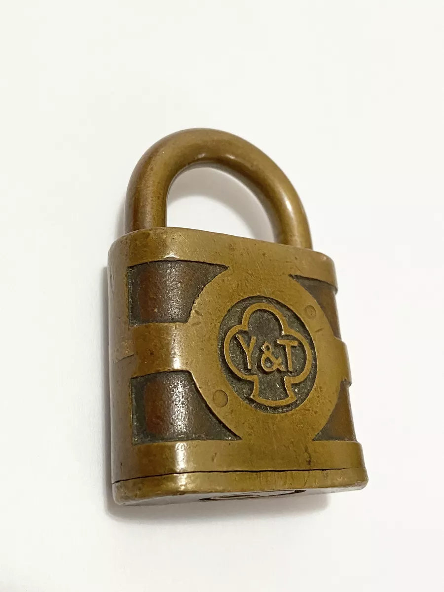 Cadeado Antigo Yale Y&t