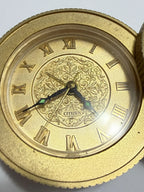 Relógio De Mesa Antigo Citizen Japão Dourado Tampa Decorada