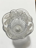 Antigo Vaso De Cristal Com Rosas Em Relevo Art Nouveau