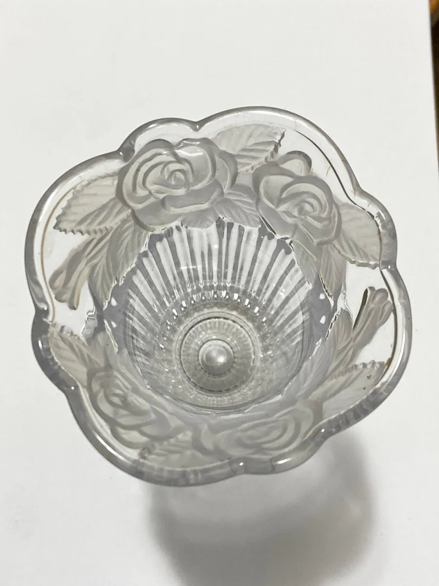 Antigo Vaso De Cristal Com Rosas Em Relevo Art Nouveau