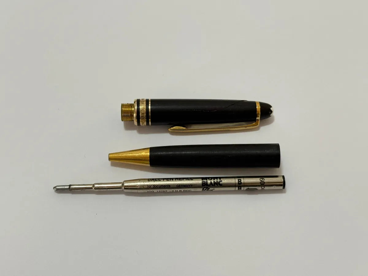 Caneta Antiga Montblanc Meisterstück Preta Detalhes Dourados