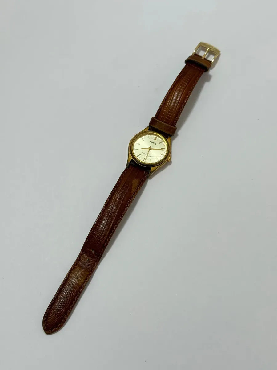 Relógio Antigo Lorus Japonês V821-066 Dourado Pulseira Couro Dourado