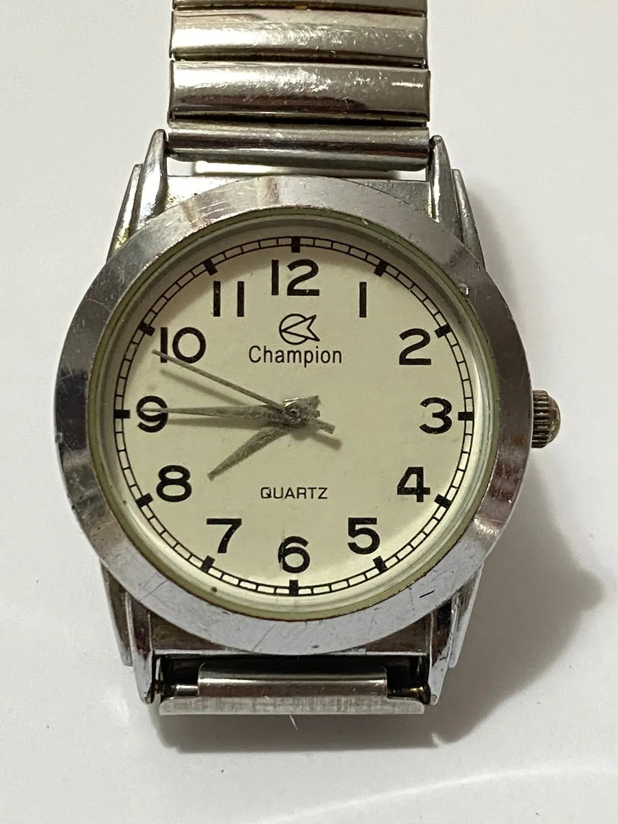 Relógio Antigo Champion Quartz Pulseira Aço Cor Prata Prateado