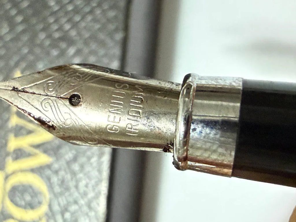 Caneta Antiga Tinteiro Crown Preta E Prata Com Estojo