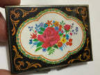 Caixa Porta Pó Compacto Antiga Em Metal Floral Com Espelho