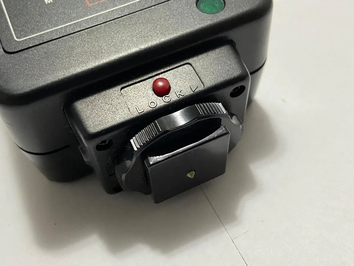 Flash Fotográfico Antigo Vivitar Auto 2600