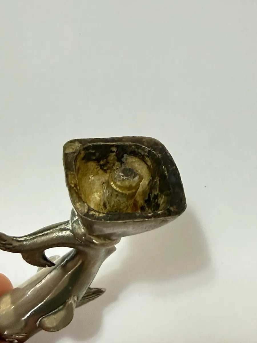 Estatueta Miniatura Golfinho Metal Prata Ponteira Antiga