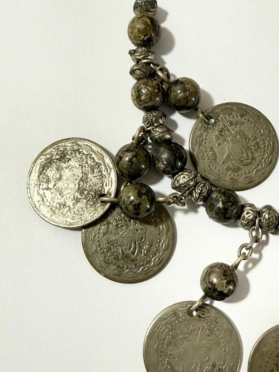 Colar Antigo Medalhas Orientais E Contas Em Pedra