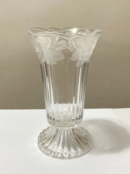 Antigo Vaso De Cristal Com Rosas Em Relevo Art Nouveau