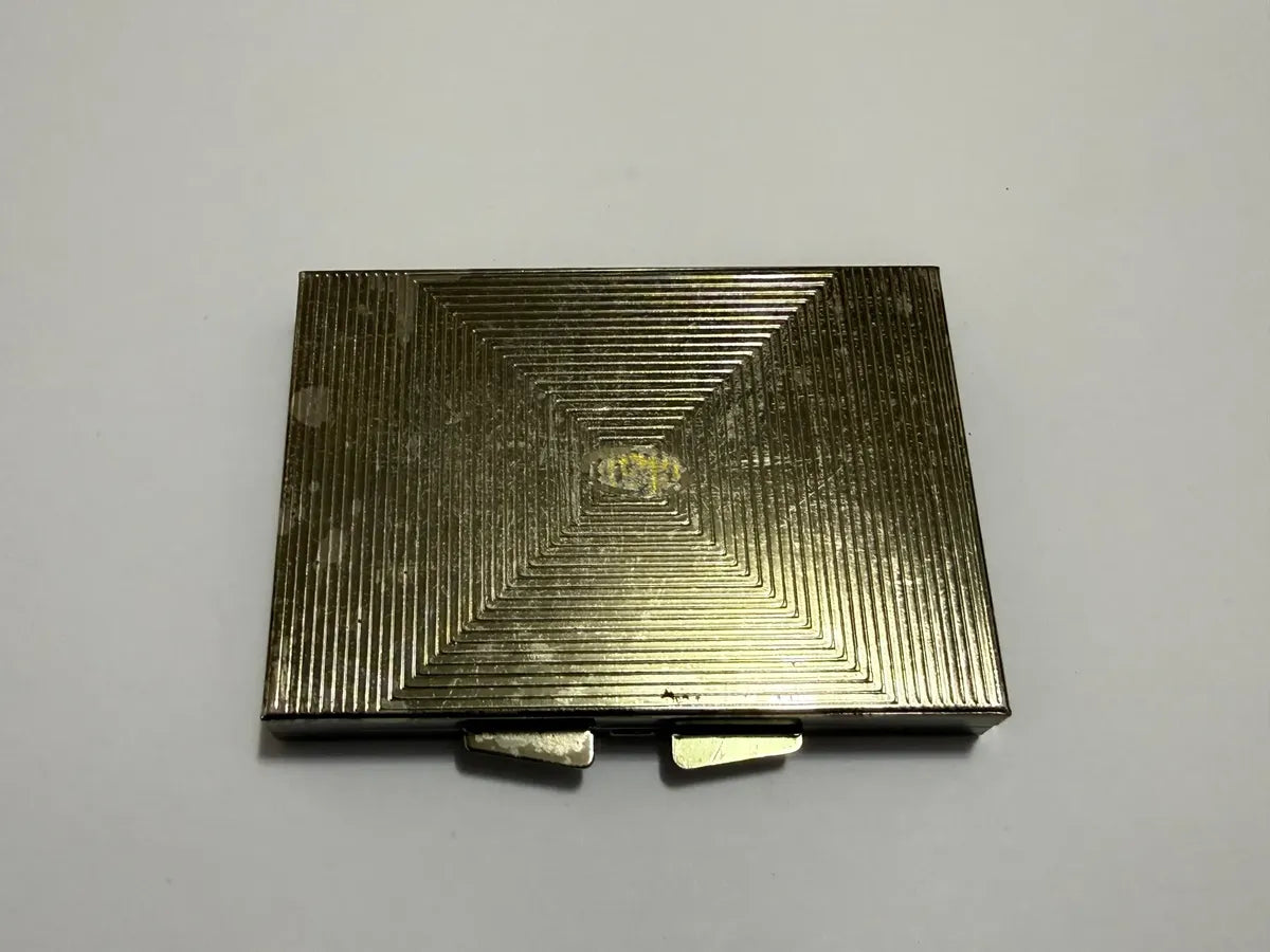 Caixa Porta Pó Compacto Antiga Em Metal Floral Com Espelho