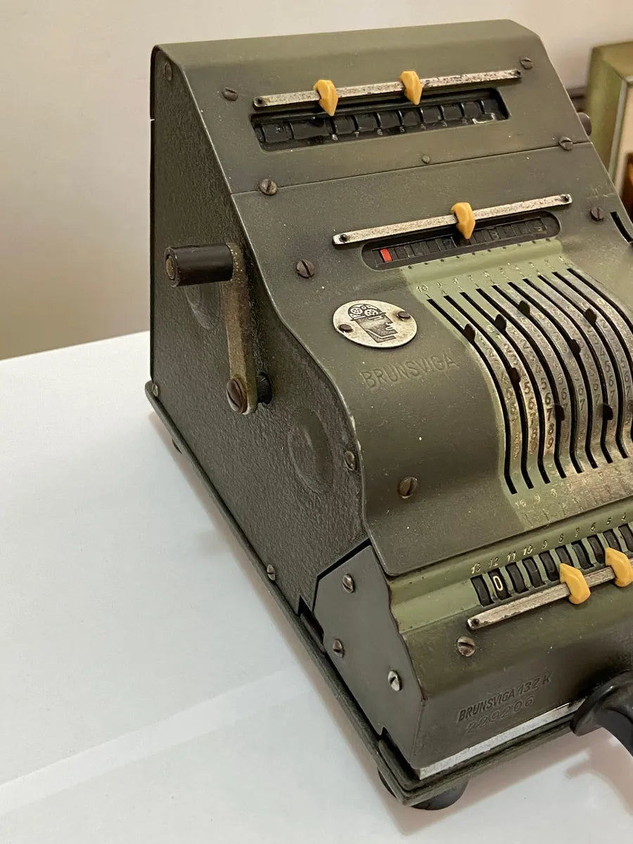 Calculadora Mecânica Antiga Brunsviga 13ZK