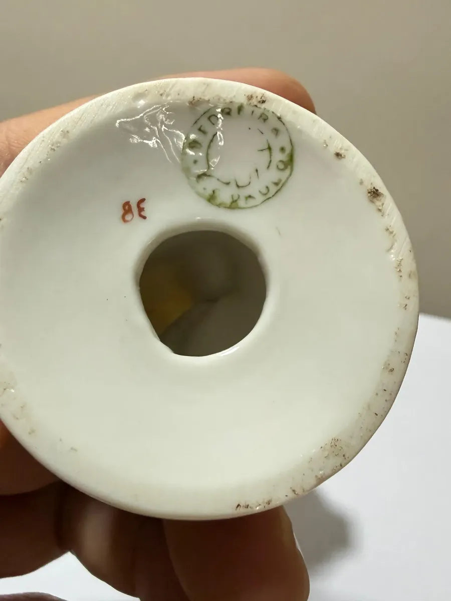 Estatueta Antiga Bailarina De Porcelana Pintada À Mão