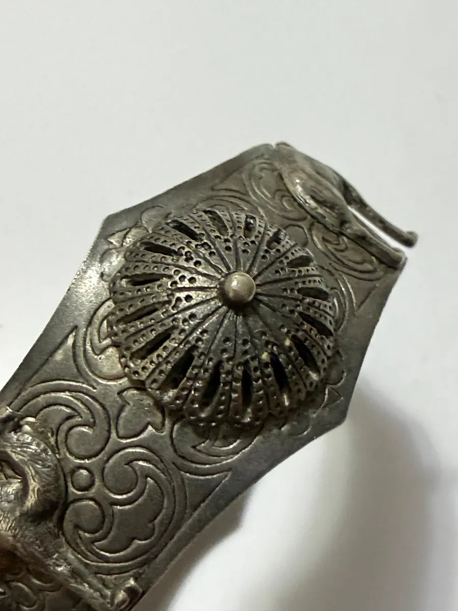 Bracelete Antigo Oriental Trabalhado Camelos E Mão Hamsá