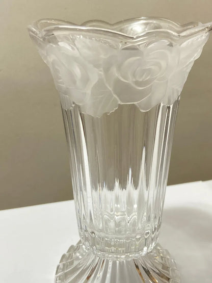 Antigo Vaso De Cristal Com Rosas Em Relevo Art Nouveau