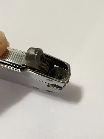 Isqueiro Antigo Penguin Gas