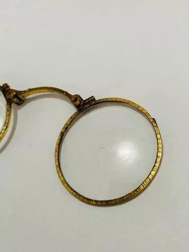 Óculos Antigo Dourado Com Lentes Originais Século Xix