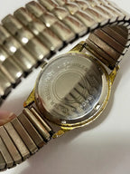 Relógio Antigo Quartz Dourado Pulseira Elastica Water Resist Prateado