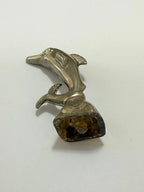 Estatueta Miniatura Golfinho Metal Prata Ponteira Antiga