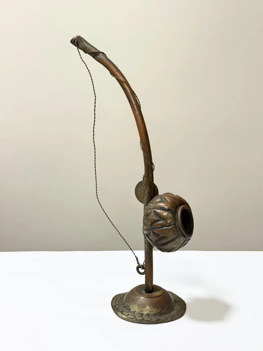 Escultura Antiga Berimbau Miniatura Com Moeda 1947