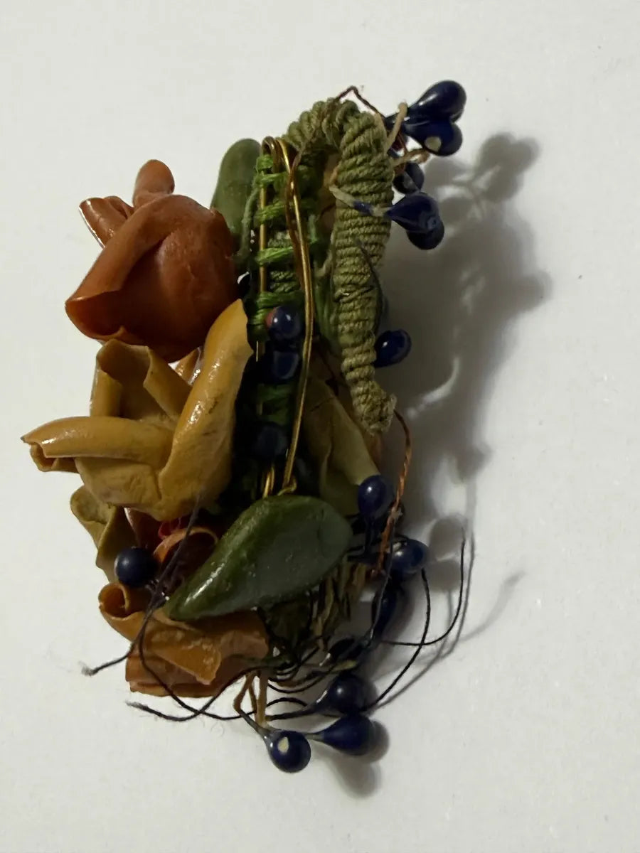 Broche Antigo Floral Rosas Artesanal Anos 60/70