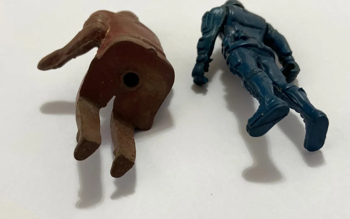 2 Bonecos Antigos - Piloto E Soldado Verde