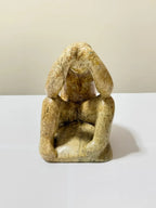 Escultura Antiga Figura Humana Sentada Abstrata Em Pedra