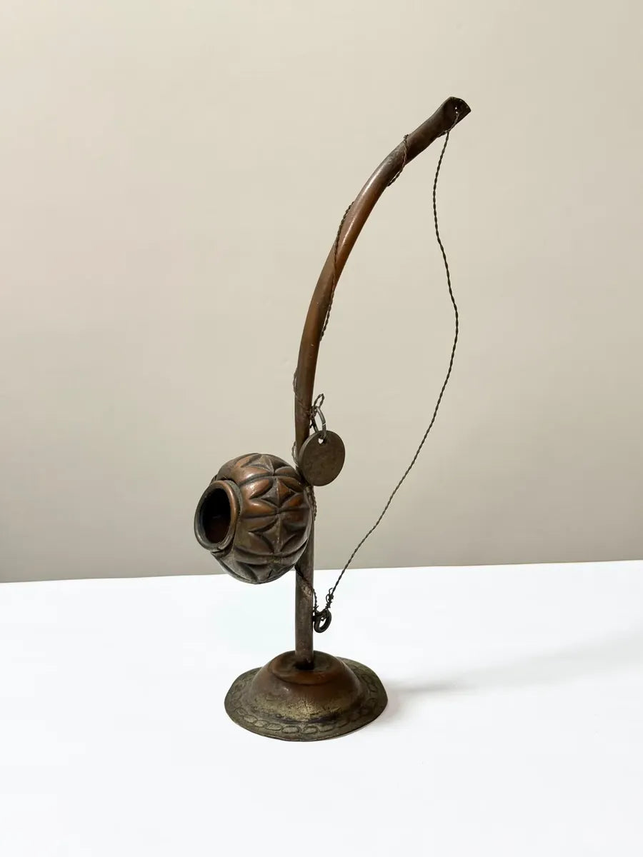 Escultura Antiga Berimbau Miniatura Com Moeda 1947