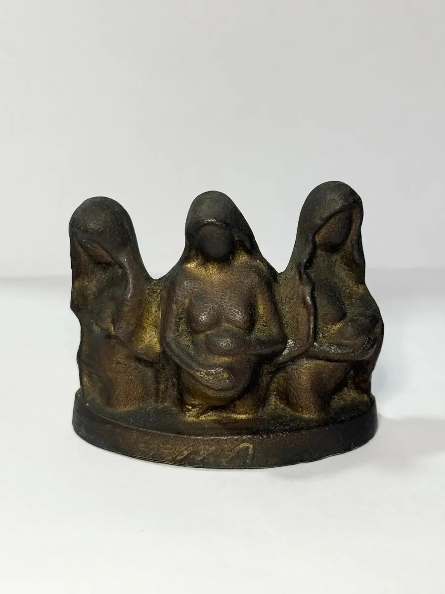 Escultura Antiga Em Bronze Maternidade 3 Mulheres Assinada