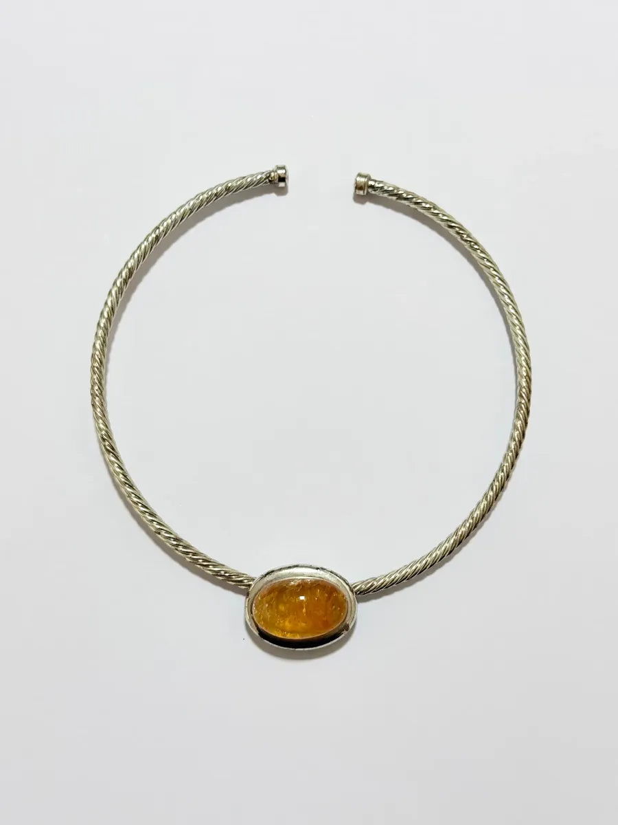 Gargantilha Antiga Prateada Com Pedra Amarela Oval Marca Fr
