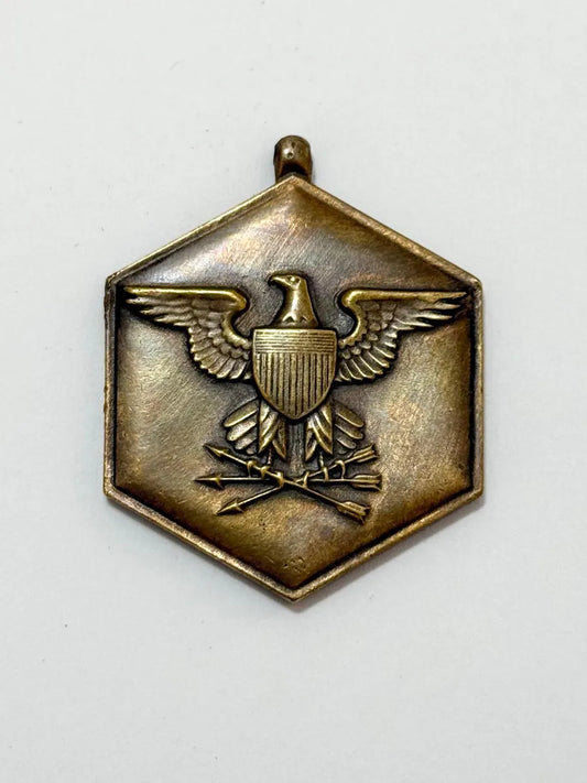 Medalha Antiga De Mérito Militar Em Metal For Military Merit