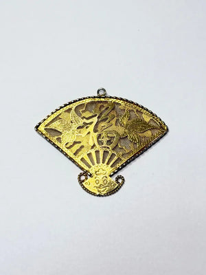 Pingente Antigo Leque Dourado Oriental Fu Sorte Prosperidade