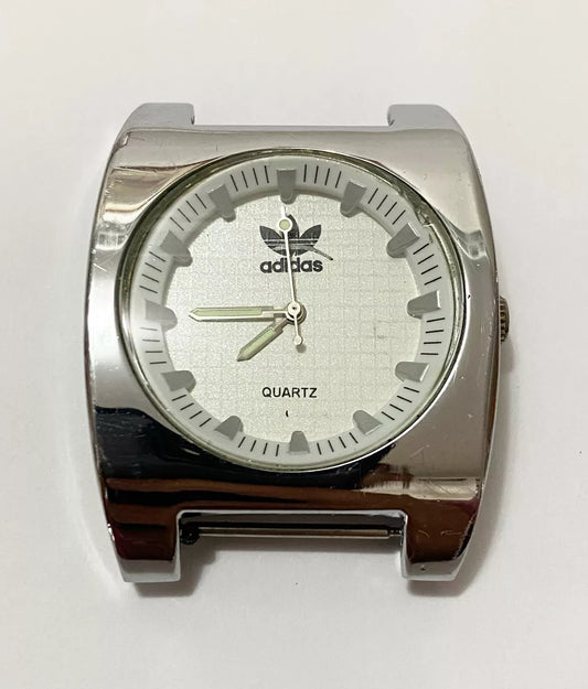 Relógio Antigo Adidas Quartz Prata Japan Movt Prata Quadrado Prateado