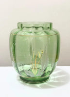 Vaso Antigo Em Vidro Verde Com Detalhes Dourados Verde