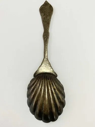 Colher Antiga Com Detalhes
