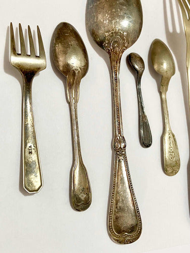 Antigas Colheres E Garfo Com Marca Wt & S - Wb Cor Prata